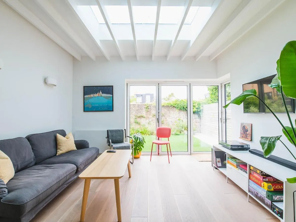 Pass The Keys Peckham House With Garden London Villa 0*,  United Kingdom