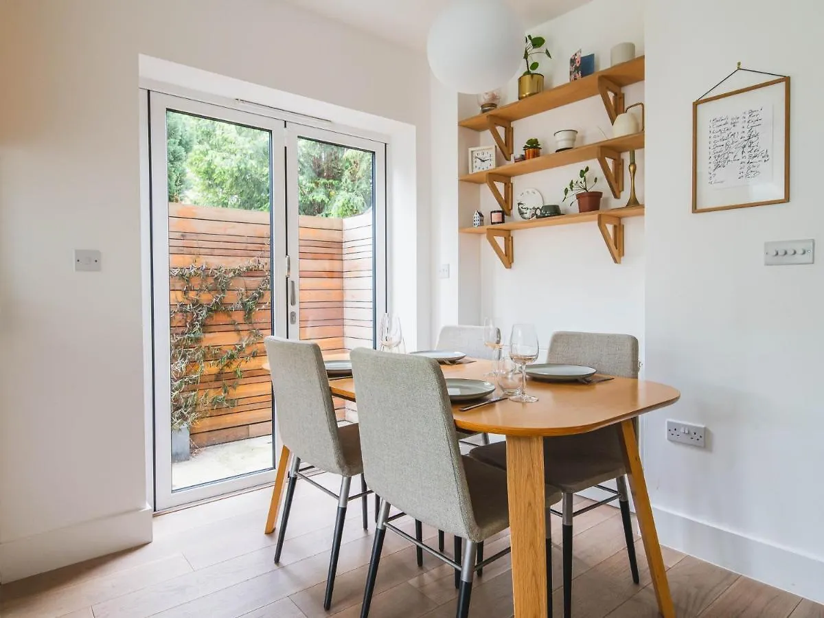Pass The Keys Peckham House With Garden London Villa 0*,  United Kingdom
